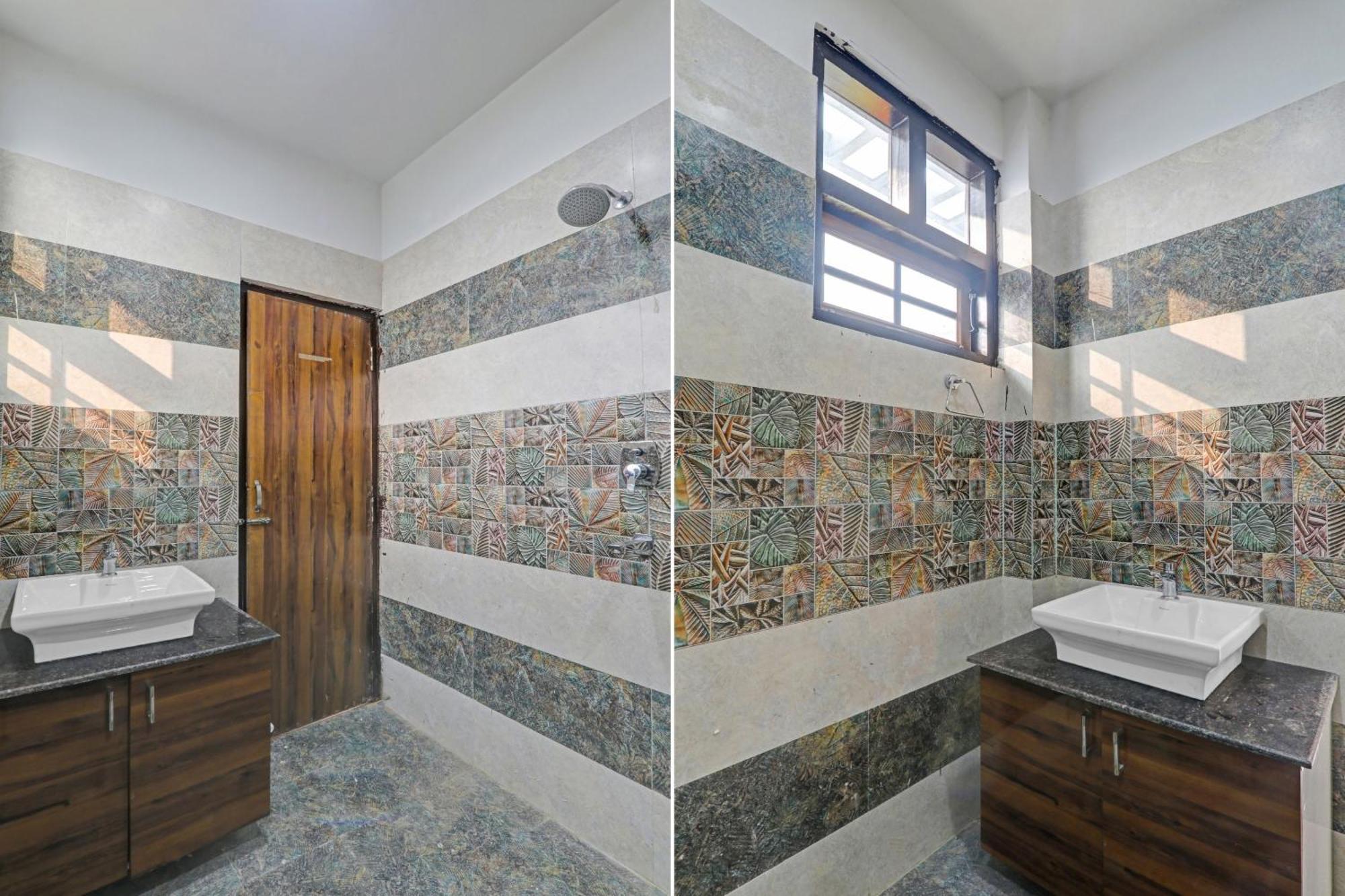 Townhouse Relax Inn Chinhat Esterno foto
